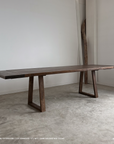Ara Table