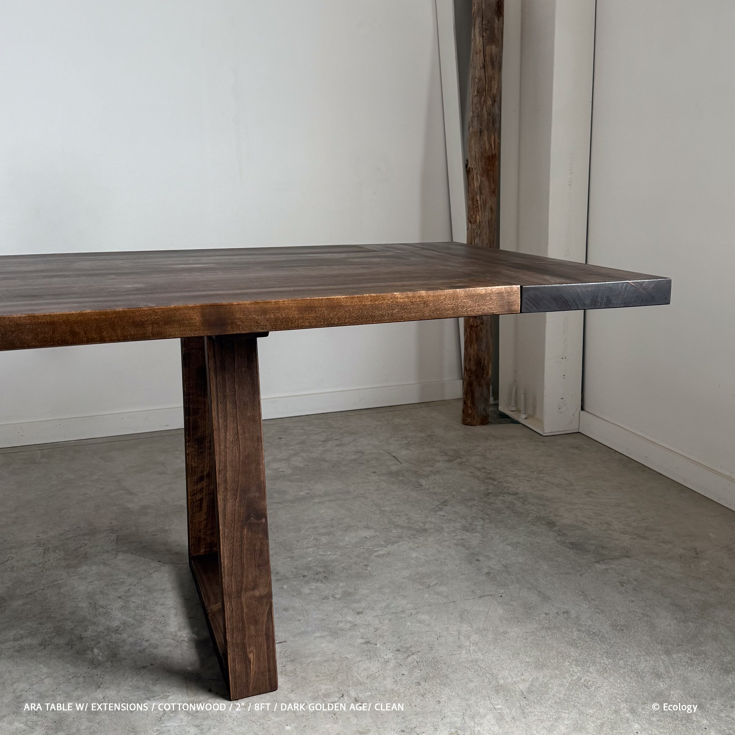 Ara Table