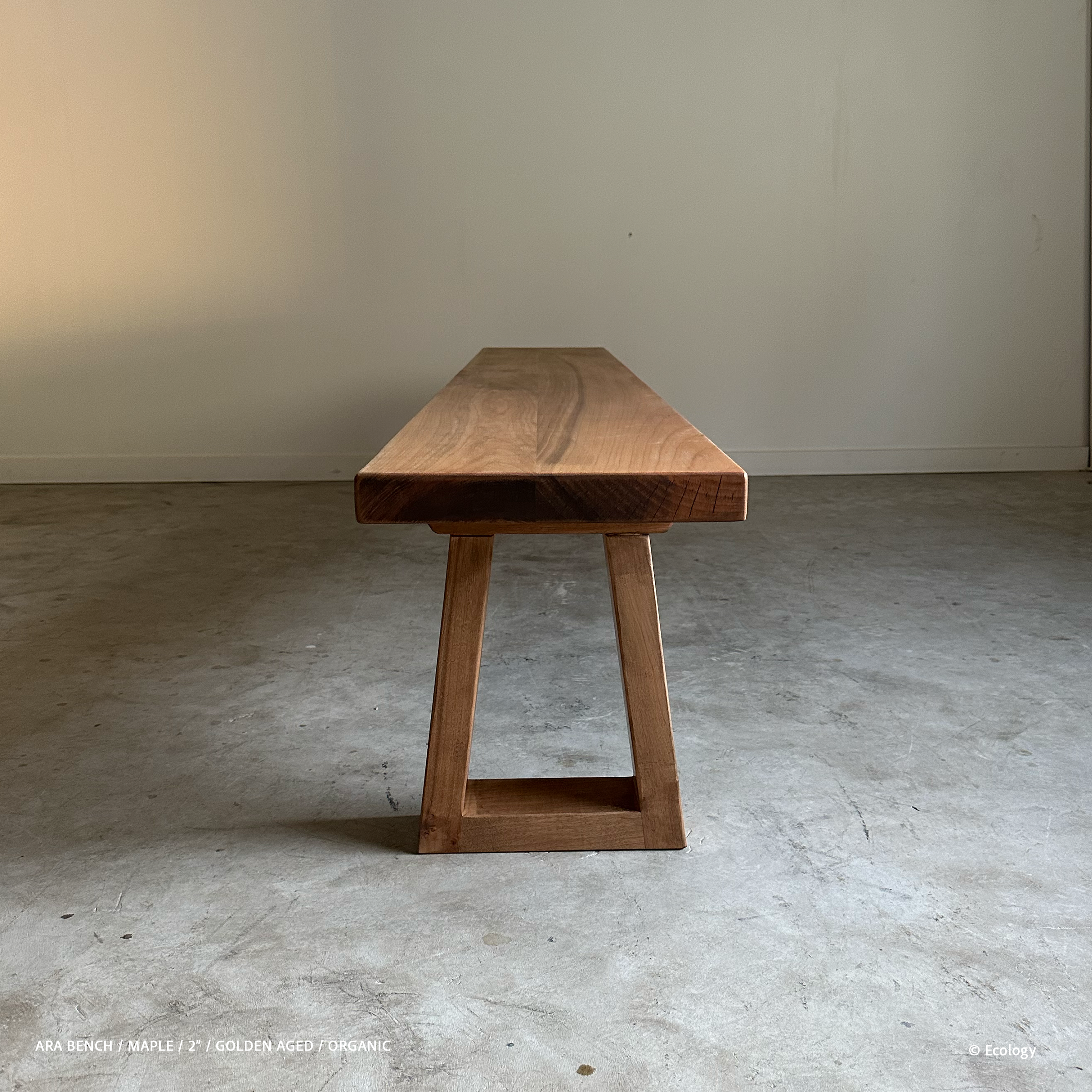 Ara Bench