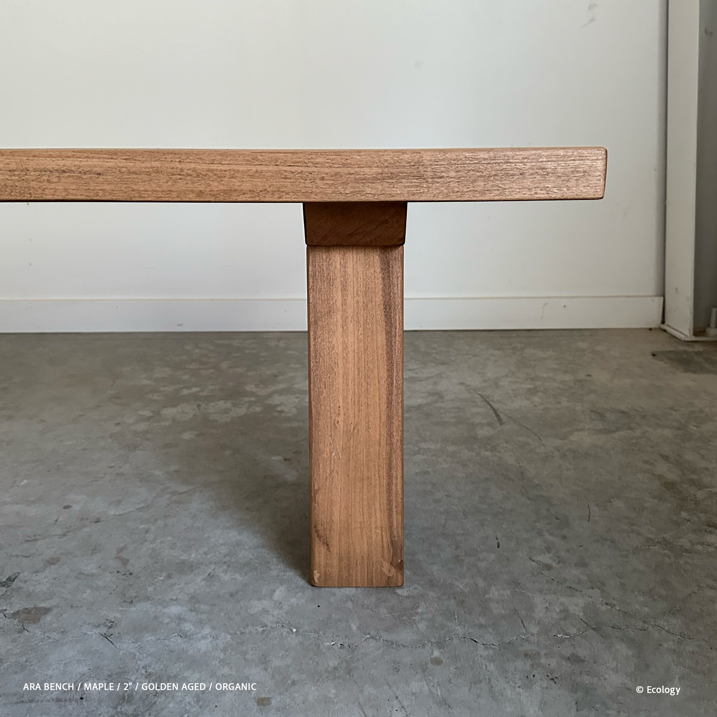 Ara Bench