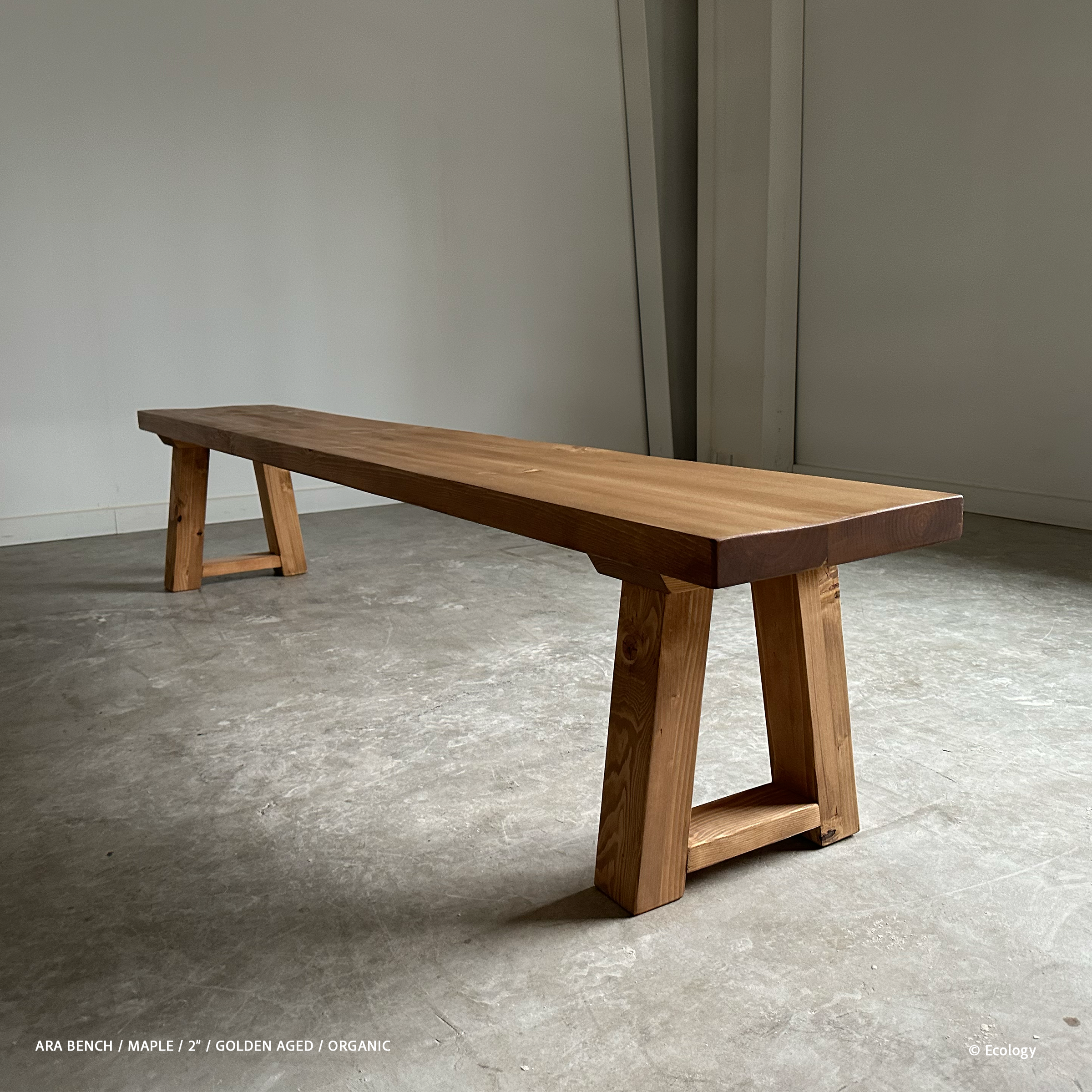 Ara Bench