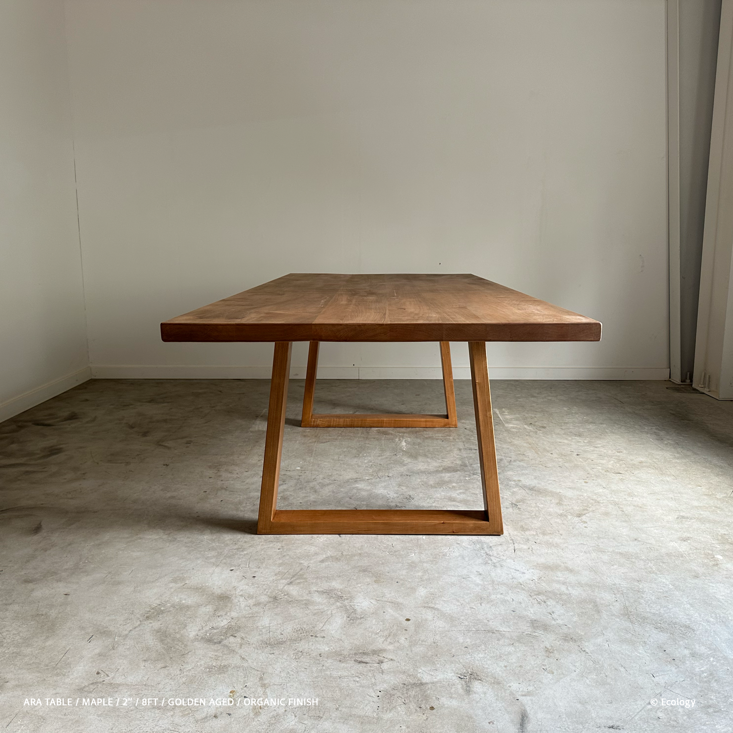 Ara Table