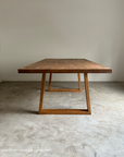 Ara Table