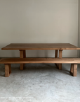 Ara Table