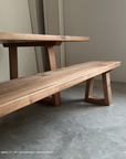 Ara Table