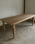 Flora Table