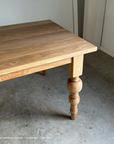 Flora Table
