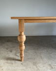 Flora Table