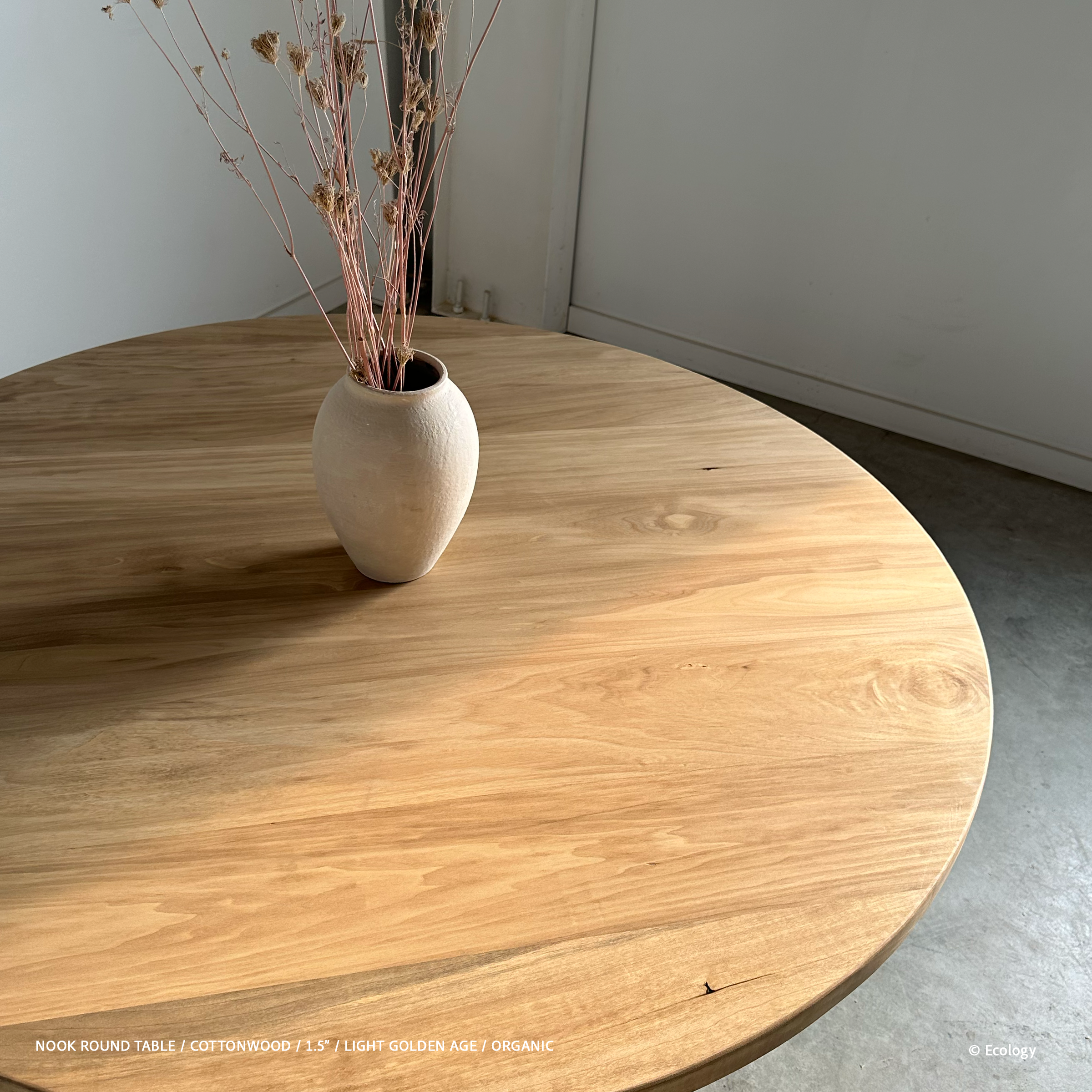 Nook Round Table
